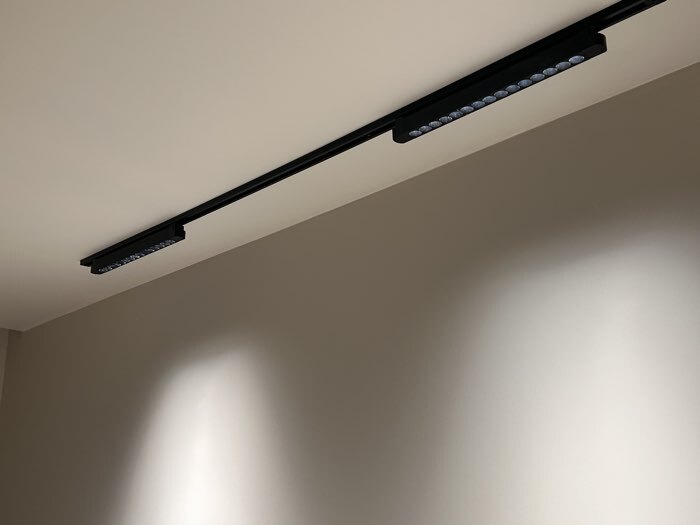 Фотография покупателя товара Шинопровод трековый 2TRA, 2 м, TR-04, усиленный, накладной, чёрный - Фото 1