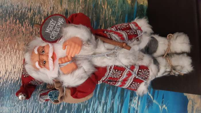 Фотография покупателя товара Дед Мороз под ёлку «Зимнее волшебство. Новогодняя игрушка в красной шубке с подарками», 60 см - Фото 7