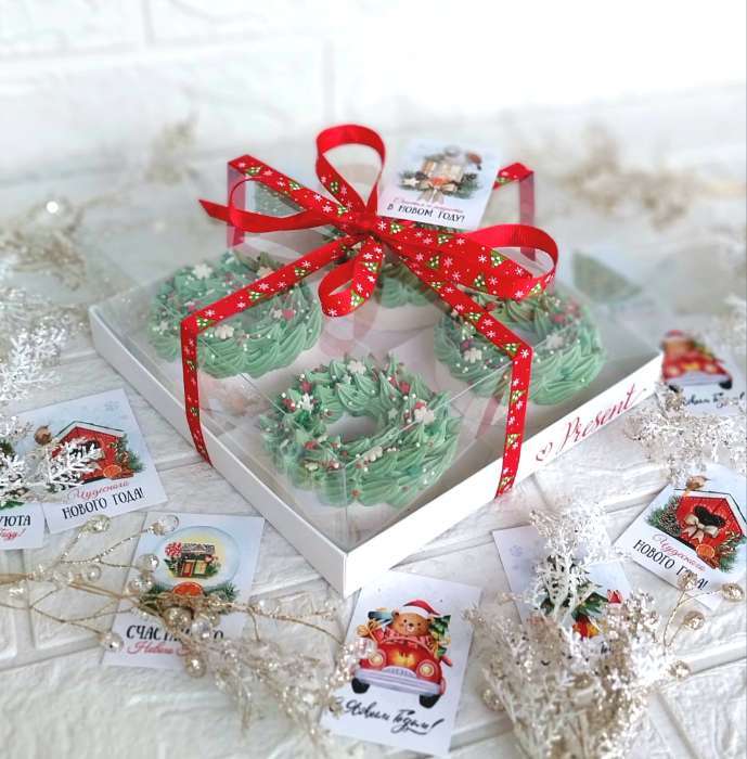 Фотография покупателя товара Коробка кондитерская для муссовых пирожных «Love», 17.8×17.8×6.5 см - Фото 1