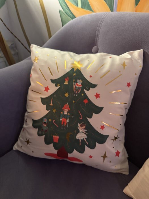 Фотография покупателя товара Наволочка декоративная новогодняя «Этель. Щелкунчик» 40×40 см, велюр - Фото 1