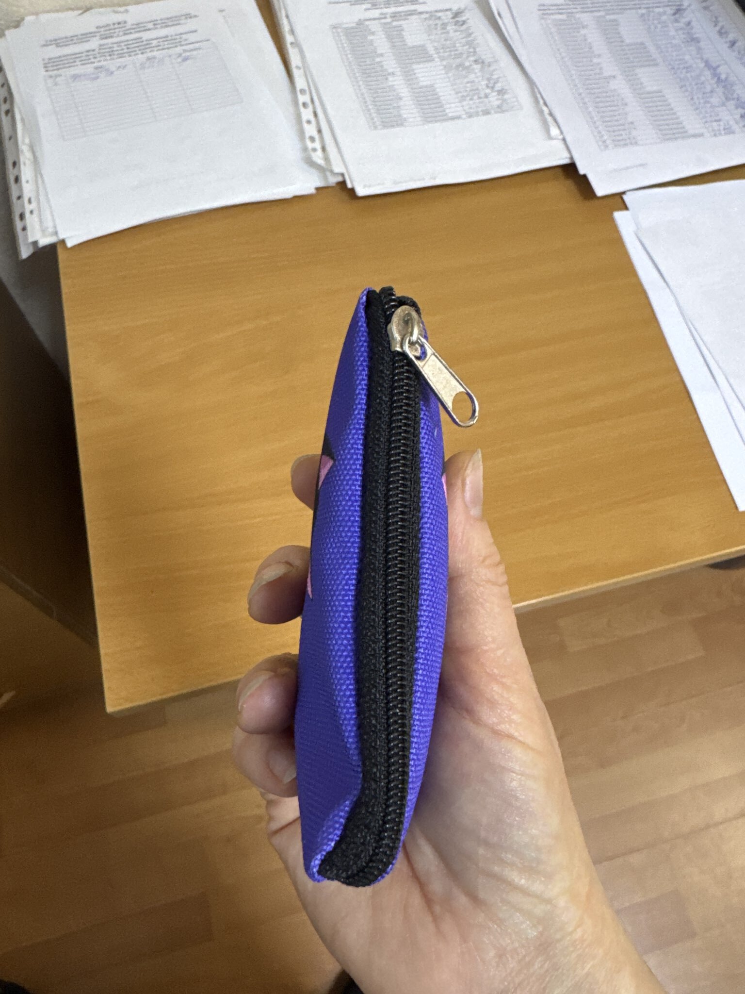 Фотография покупателя товара Кошелек детский текстильный «Зайчик», 11×9×0.5 см - Фото 1