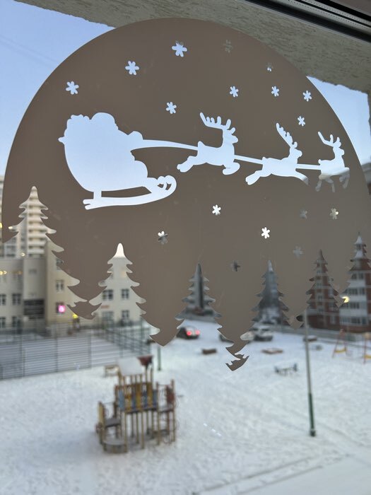 Фотография покупателя товара Наклейка декоративная для окон «Санта на фоне луны», 37×32 см - Фото 1