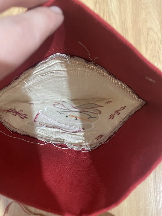 Фотография покупателя товара Мешок новогодний для подарков «Дед Мороз и снежинки», на завязках, 29×22 см - Фото 4