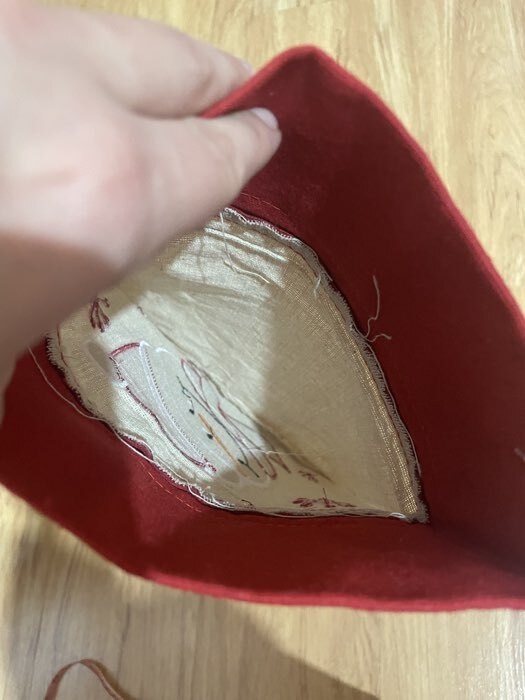 Фотография покупателя товара Мешок новогодний для подарков «Дед Мороз и снежинки», на завязках, 29×22 см - Фото 5