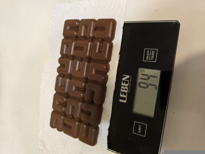 Фотография покупателя товара Форма для шоколада Доляна «Плитка», силикон, 22.5×10.5×0.9 см, 24 ячейки (2×2.5 см), коричневая - Фото 4