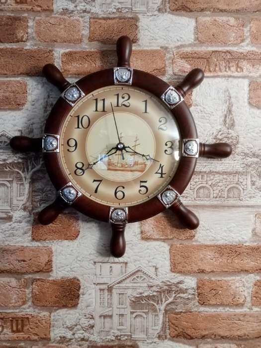 Фотография покупателя товара Часы настенные, серия: Море, "Штурвал", плавный ход, 34 х 34 см, d-18.5 см,