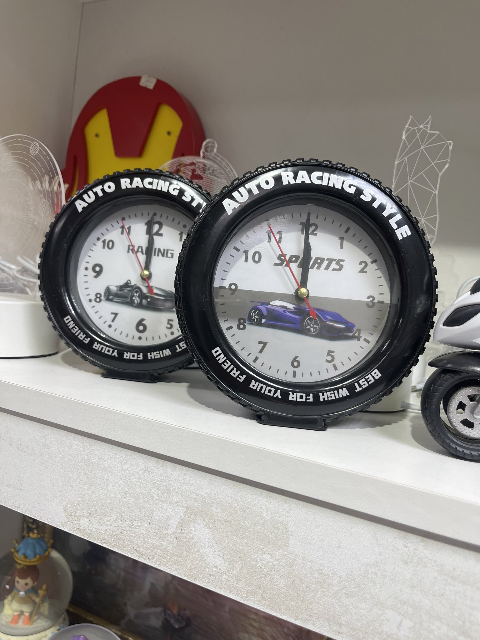 Фотография покупателя товара Часы - будильник настольные «Гонки» детские, дискретный ход, d-10 см, 14×14 см, АА - Фото 1