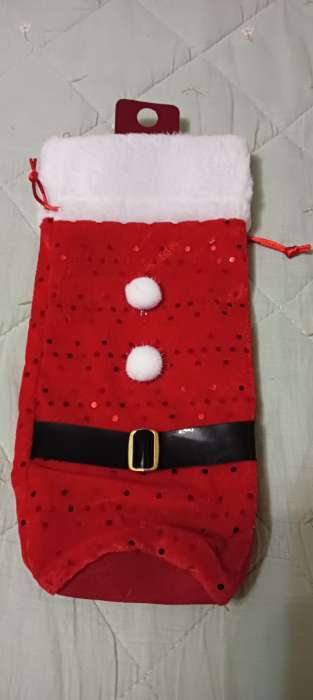 Фотография покупателя товара Новогодний чехол на бутылку с ручками «Зимний праздник», МИКС - Фото 1