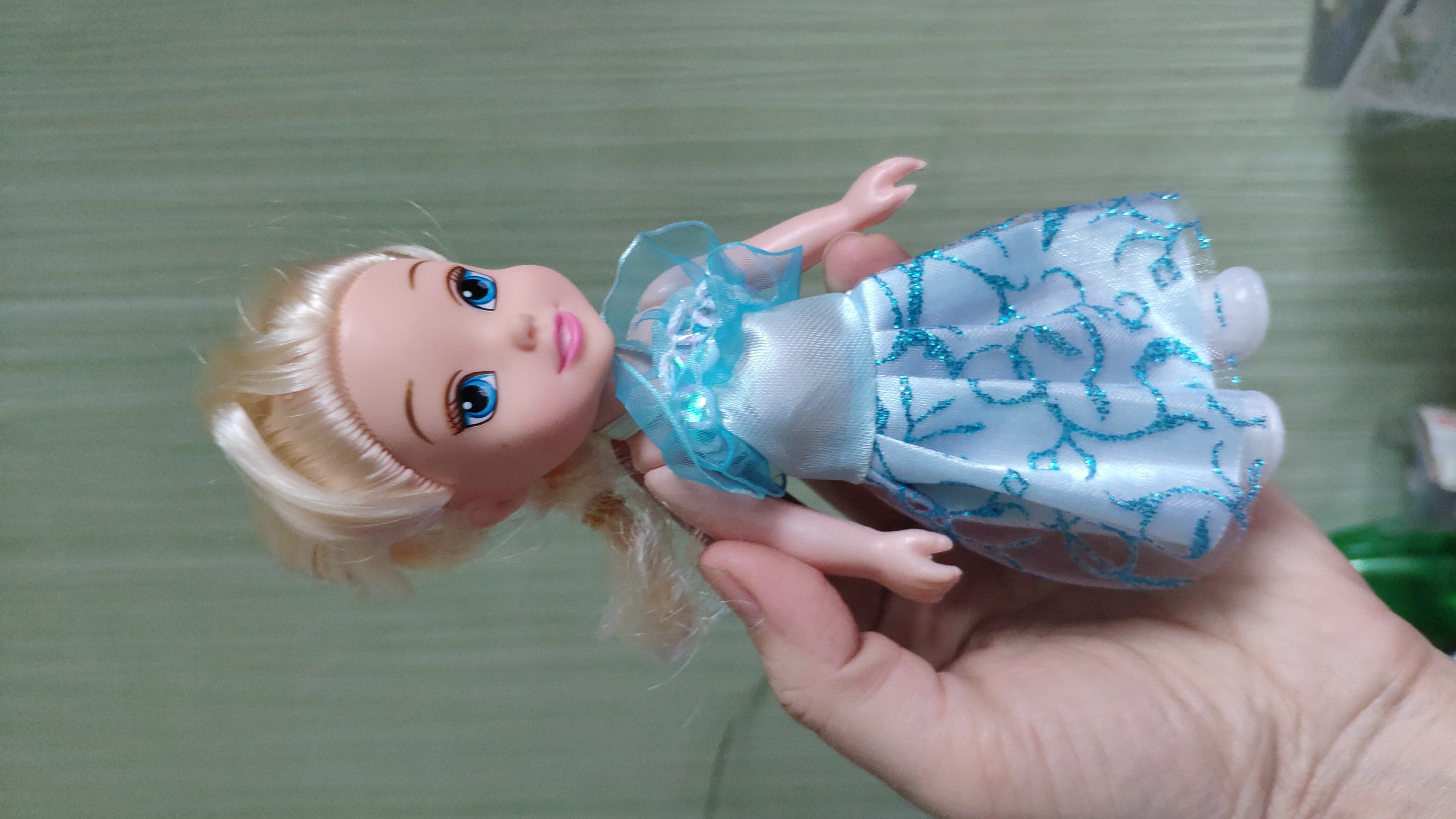 Фотография покупателя товара Набор куколка с кошельком «Сюрприз от Деда Мороза», в пакете, МИКС - Фото 2