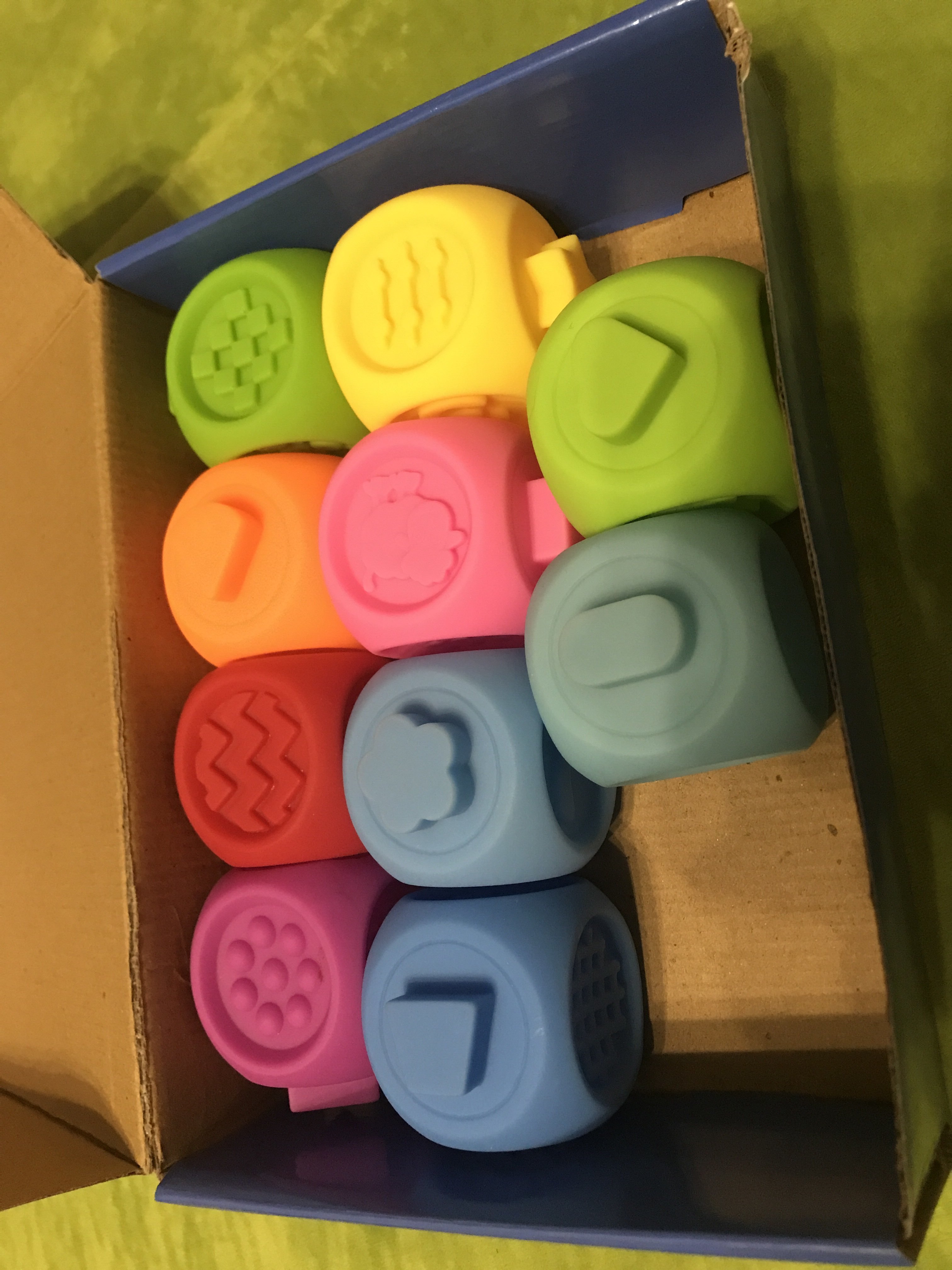 Фотография покупателя товара Развивающий набор «Кубики-пазлы», мягкая резина, сортер - Фото 5