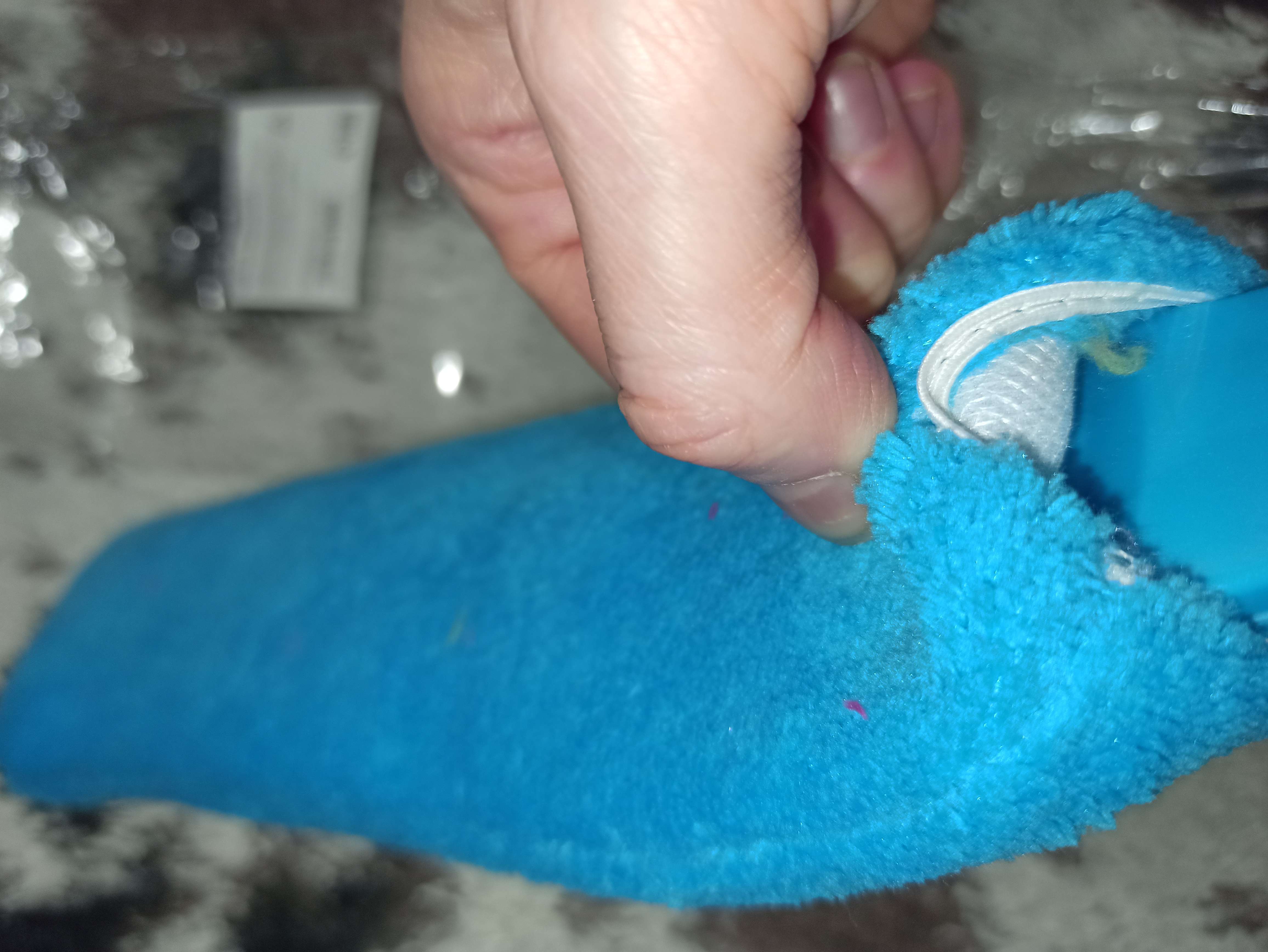 Фотография покупателя товара Щётка для уборки гибкая, 8×37,5 см, цвет голубой - Фото 13