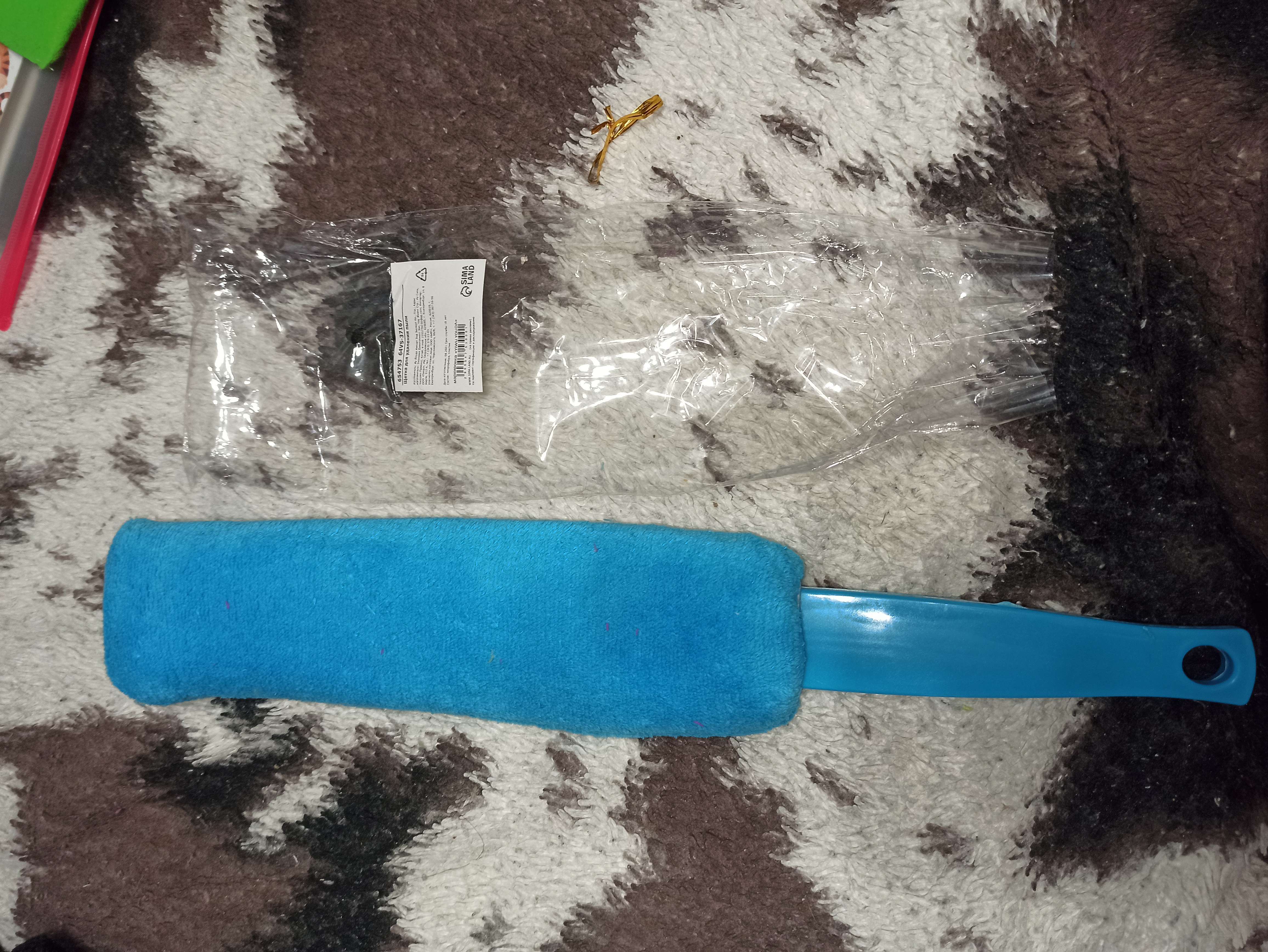 Фотография покупателя товара Щётка для уборки гибкая, 8×37,5 см, цвет голубой - Фото 12