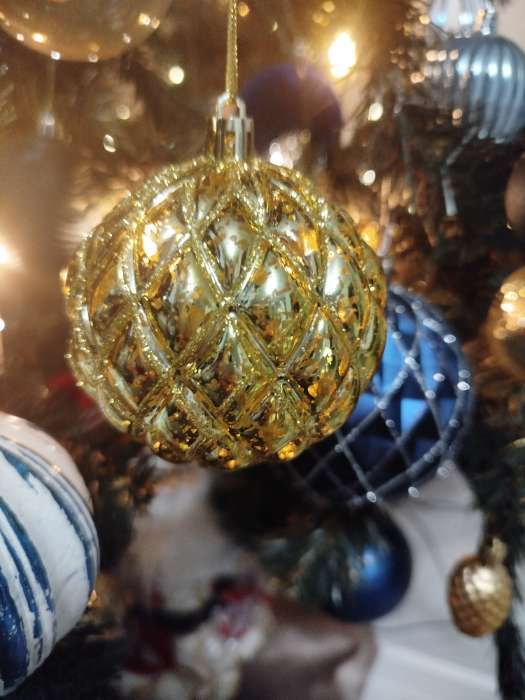 Фотография покупателя товара Ёлочные игрушки «Милица», шары новогодние, пластик, набор d=8 см, 3 шт., золотистый - Фото 1