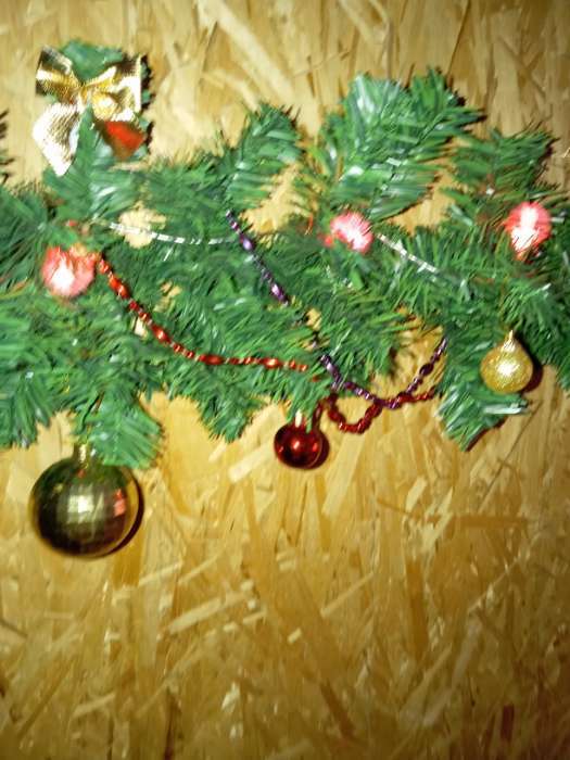 Фотография покупателя товара Гирлянда хвойная новогодняя «Зимнее волшебство», ёлочная, 270 см, d=6 см, 220 веток, 12.5 см - Фото 9