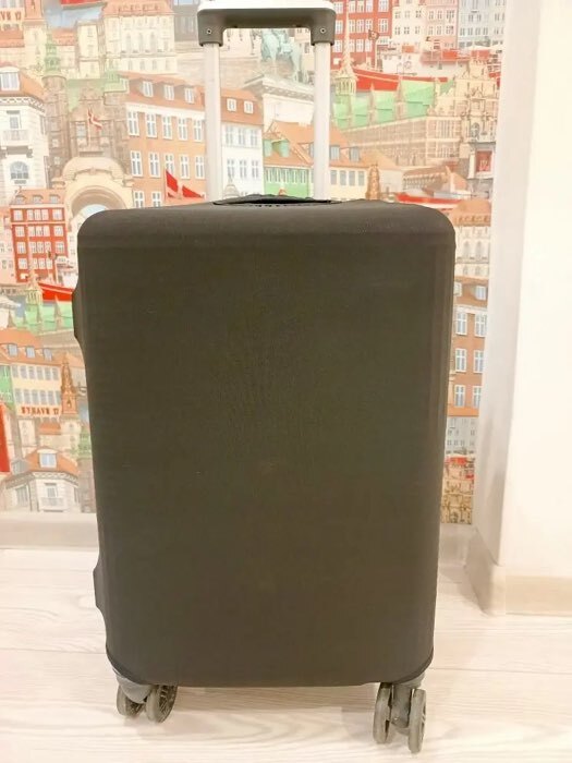 Фотография покупателя товара Чехол на чемодан на колёсах, 20" (S), однотонный, чёрный