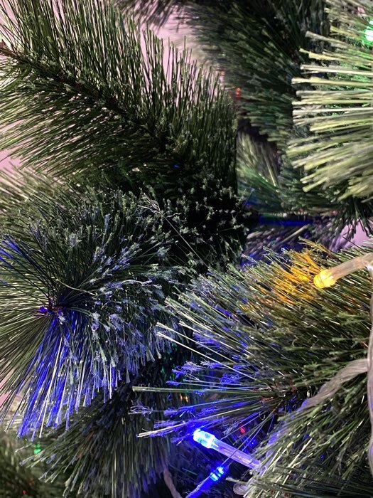 Фотография покупателя товара Искусственная ёлка «Зимнее волшебство. Кедр», 240 см, d нижнего яруса 135 см, d иголок 10 см, 510 веток отгибаются - Фото 2