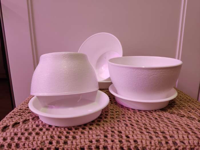 Фотография покупателя товара Горшок для цветов «Фиалочка», 800 мл, d=14 см, h=8 см, пластиковый, белый - Фото 1