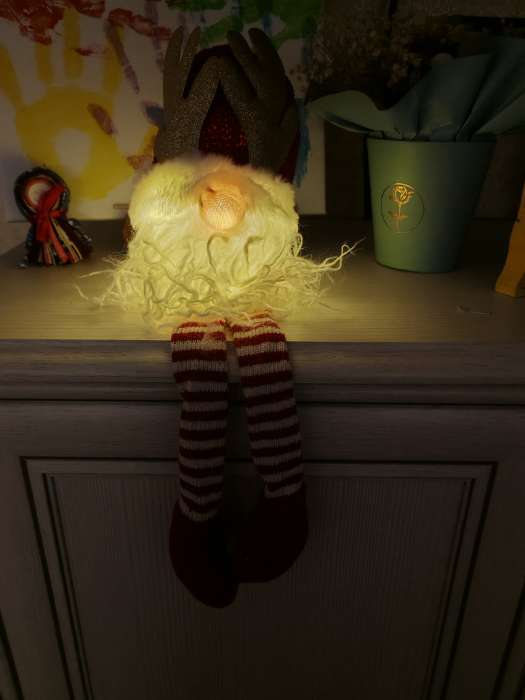 Фотография покупателя товара Фигура текстиль «Гном зеленая шапочка» 33 см, 1 LED, от батареек AG10×3, свечение тёплое белое - Фото 2