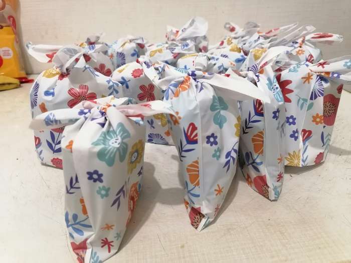 Фотография покупателя товара Пакет полиэтиленовый подарочный с ушками «Мишка на луне», 13×23 см - Фото 6