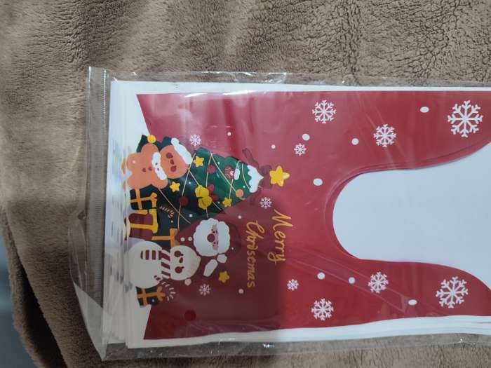 Фотография покупателя товара Пакет полиэтиленовый подарочный новогодний, с ушками Friends, 13×22 см