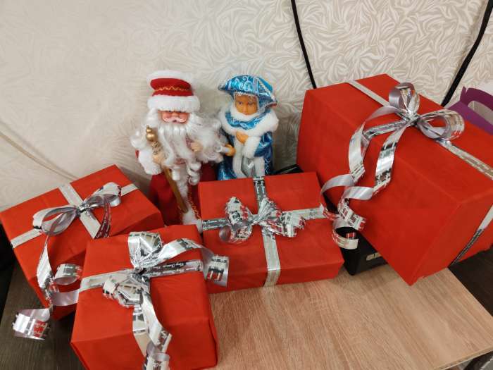 Фотография покупателя товара Лента для декора и подарков новогодняя, «С рождеством», красная, 2 см × 50 м - Фото 1