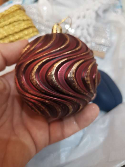 Фотография покупателя товара Ёлочные игрушки «Ширин», шары новогодние, d=8 см, набор 2 шт., волна, зелёно-золотой - Фото 11