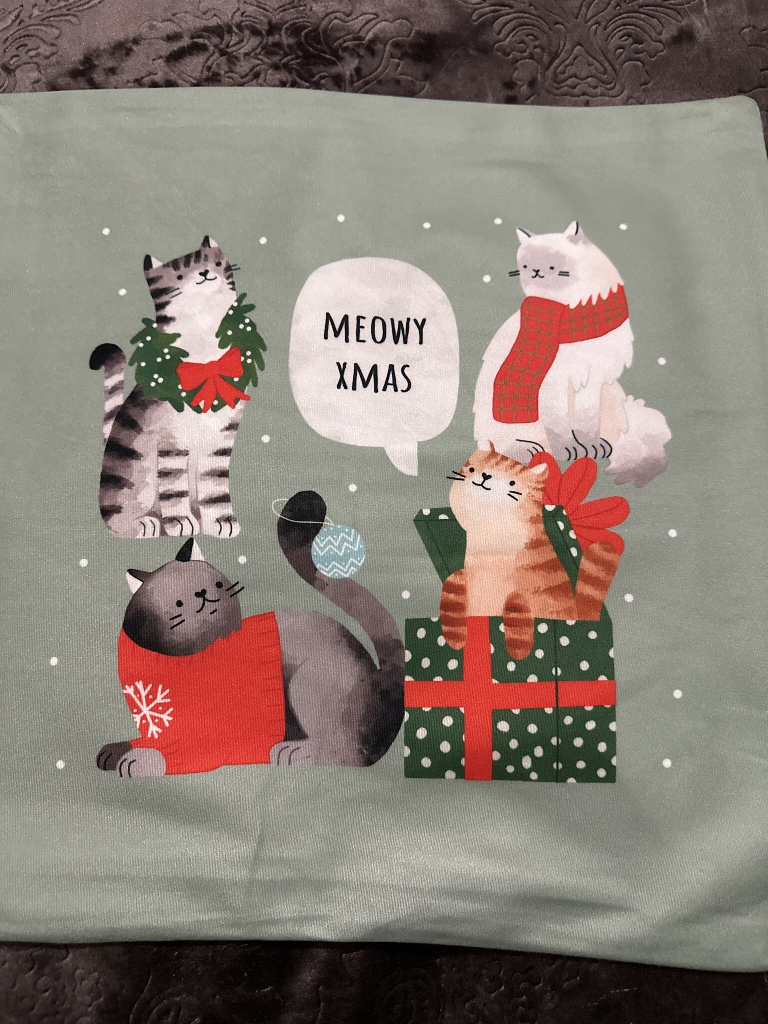 Фотография покупателя товара Наволочка декоративная новогодняя «Этель. Meow X-mas» 40×40 см, велюр - Фото 1