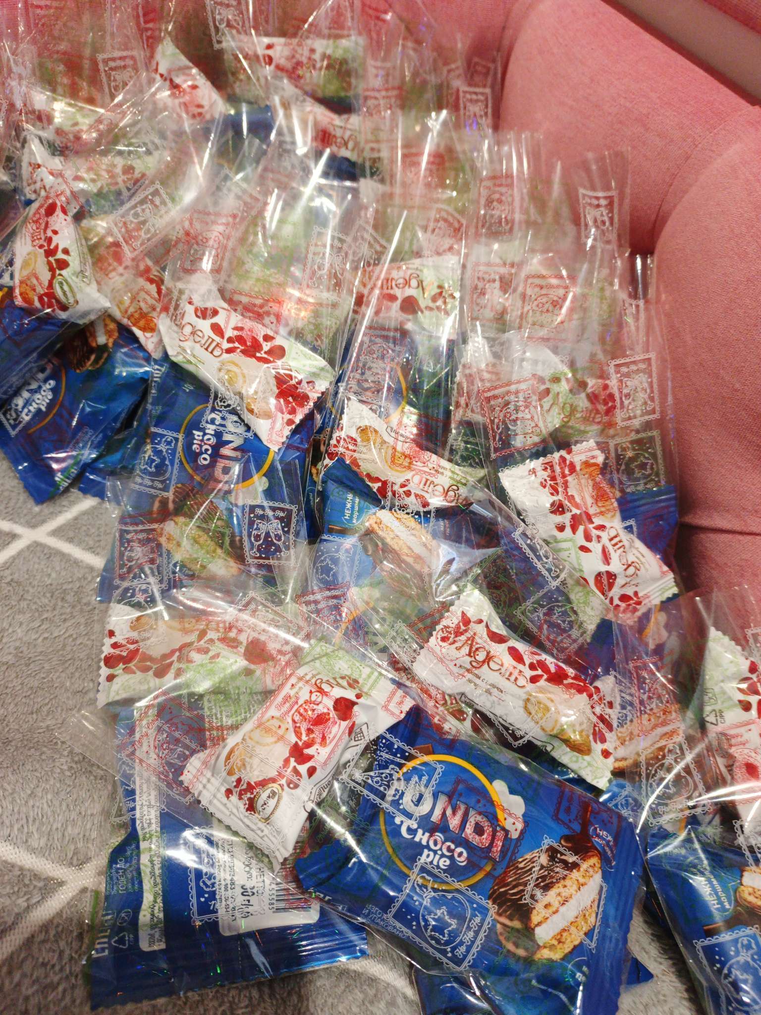 Фотография покупателя товара Пакет новогодний фасовочный БОПП, с донной складкой, «Венок» 9×19 см - Фото 2