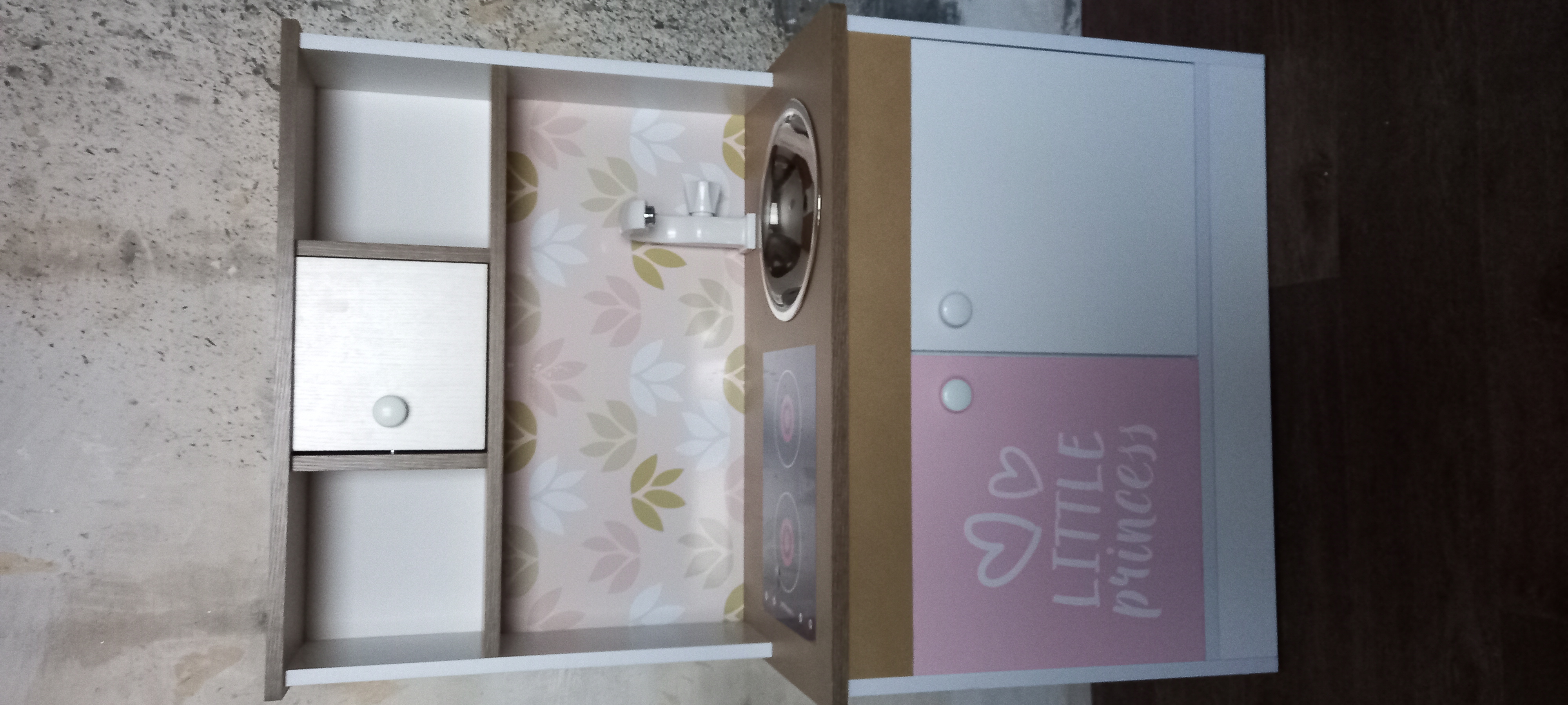 Фотография покупателя товара Игровая мебель «Детская кухня», цвет корпуса бело-бежевый, цвет фасада бело-розовый, фартук цветы - Фото 9
