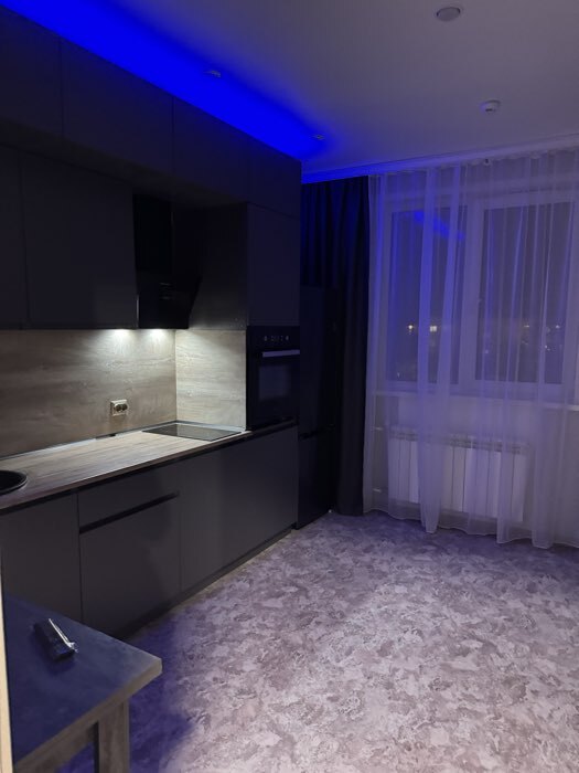 Фотография покупателя товара УЦЕНКА Кухонный гарнитур в потолок 2400 Виктория, Кашемир/Дуб крафт - Фото 3