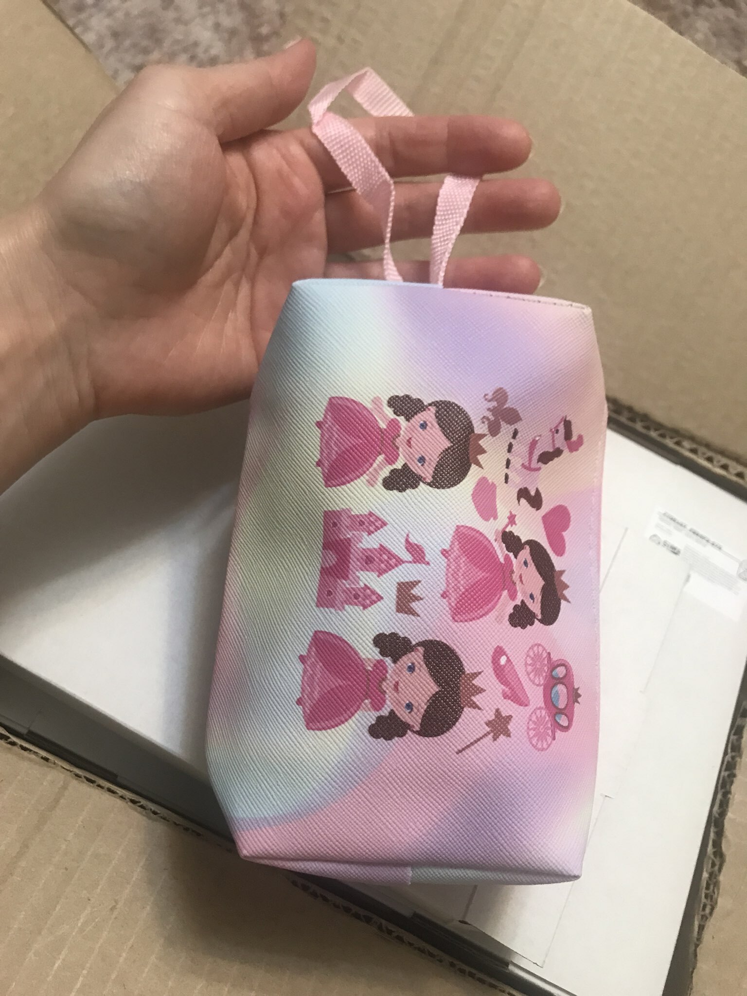 Фотография покупателя товара Косметичка - футляр женская с ручкой, объёмная, маленькая, для прокладок, лекарств, косметики, разноцветная - Фото 1