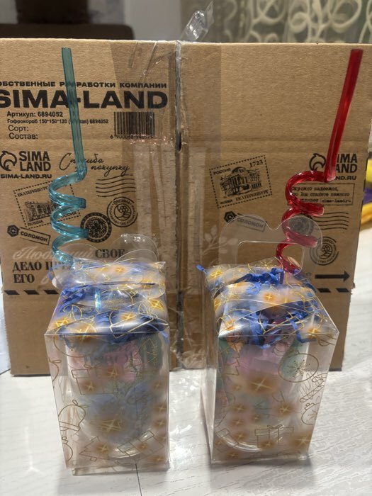 Фотография покупателя товара Коробка подарочная новогодняя складная ПВХ «Метель» 12×7×7 см - Фото 3