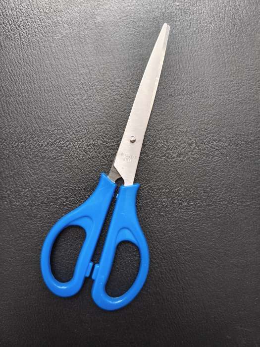 Фотография покупателя товара Ножницы канцелярские 16 см, пластиковые ручки, на блистере, МИКС - Фото 1