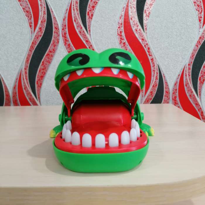 Фотография покупателя товара Настольная игра на реакцию «Безумный крокодил», от 1 игрока, 3+ - Фото 16
