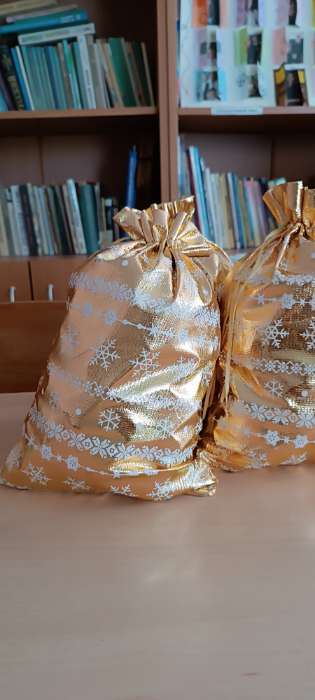 Фотография покупателя товара Мешочек подарочный новогодний парча «Ёлочка», 20×30 см ± 1.5 см - Фото 5