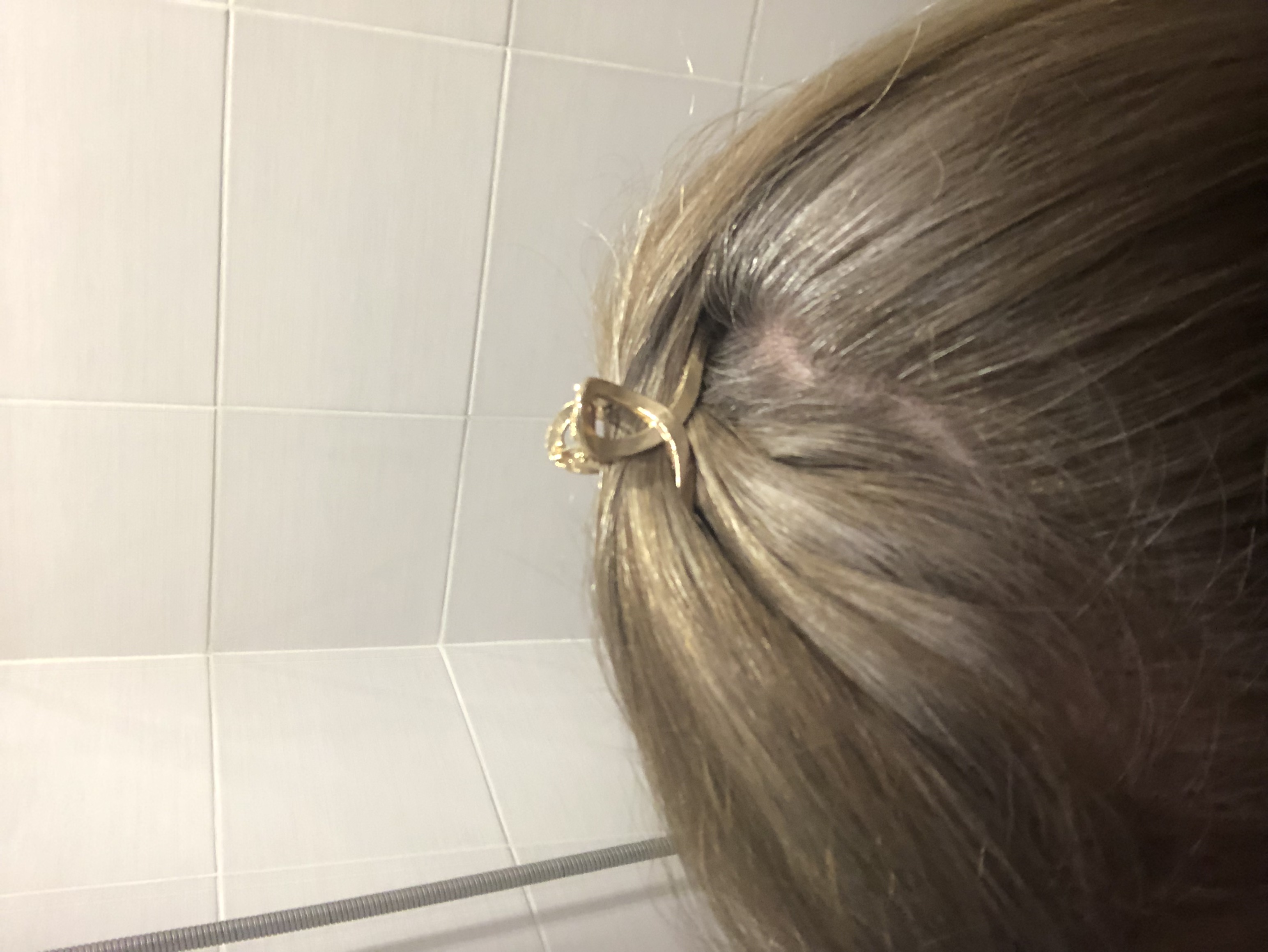 Фотография покупателя товара Краб для волос "Валери" плетёная петелька, 7,5 см, золото - Фото 3