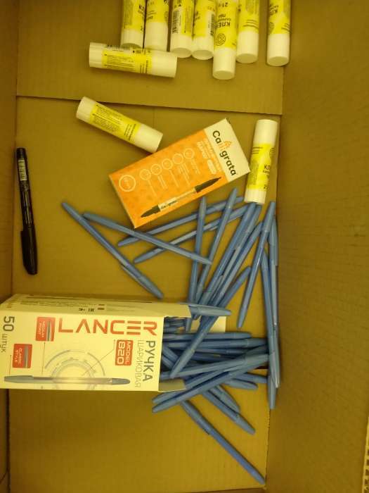 Фотография покупателя товара Ручка шариковая LANCER Office Style 820, игольчатый узел 0.5 мм, чернила синие, корпус голубой