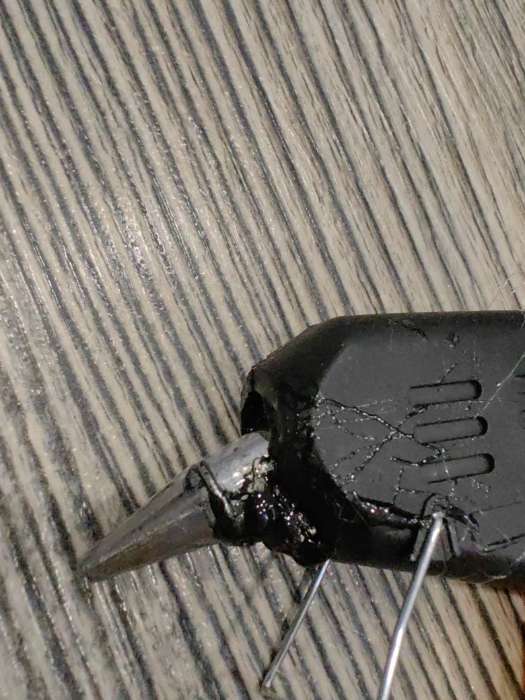 Фотография покупателя товара Клеевой пистолет ЛОМ, 15 Вт, 220 В, 7 мм - Фото 15