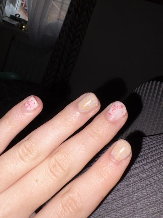 Фотография покупателя товара Гель лак для ногтей «GOLD POTAL», трехфазный, 8 мл, LED/UV, прозрачный, золотистый (055) - Фото 4