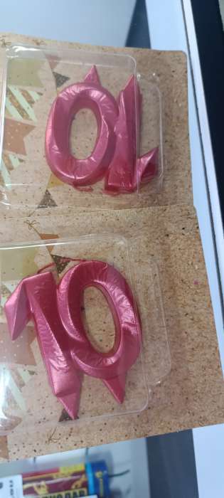 Фотография покупателя товара Свеча в торт юбилейная «Грань», цифра 10, красный металлик, 8 см - Фото 1