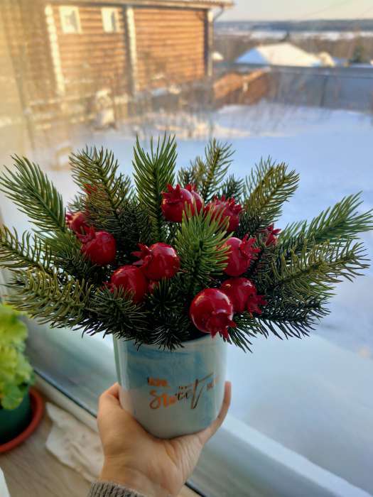 Фотография покупателя товара Ветка декоративная новогодняя, набор 10 шт., размер 1 шт. — 23×7×2 см - Фото 7