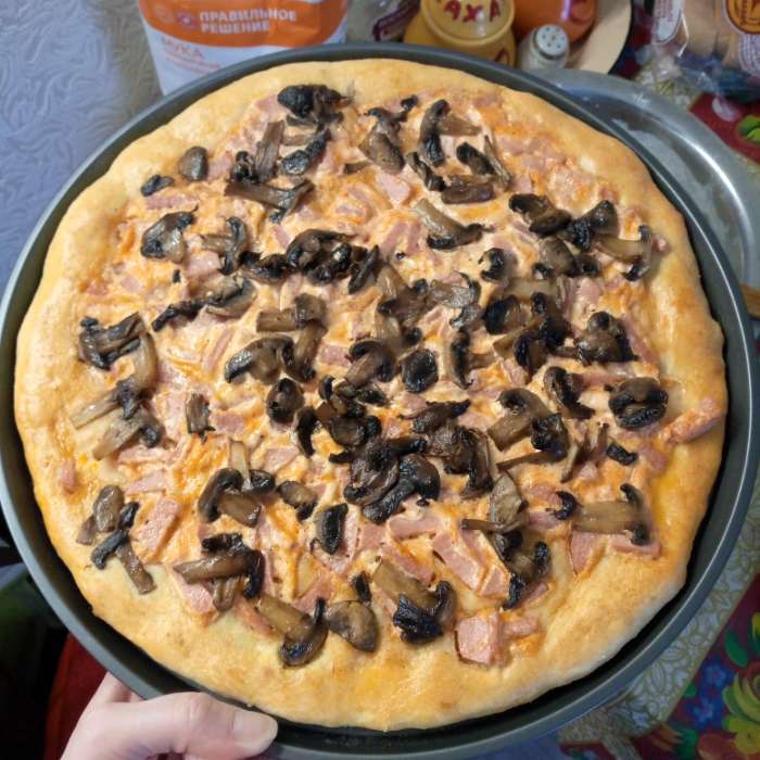 Фотография покупателя товара Форма для пиццы Доляна «Жаклин», d=32 см, антипригарное покрытие, цвет чёрный - Фото 3