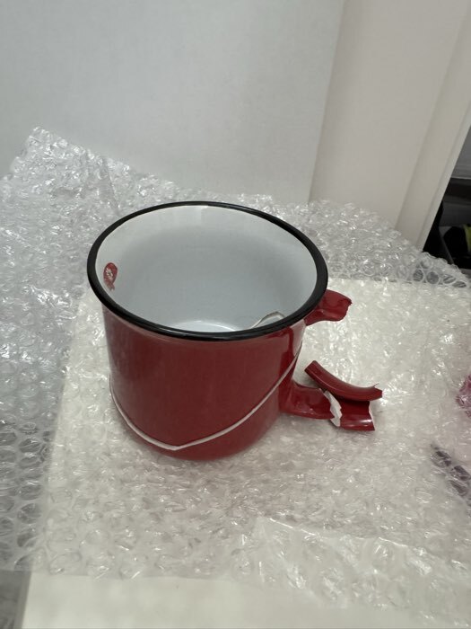 Фотография покупателя товара Кружка керамическая, новогодняя «Согревайся», 450 мл - Фото 7