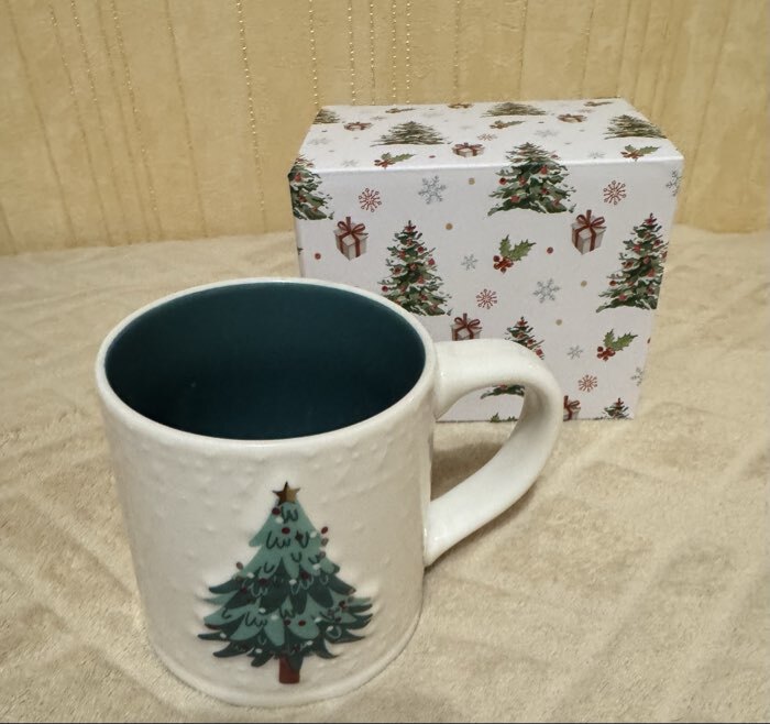 Фотография покупателя товара Кружка новогодняя Доляна «Ёлочка», 480 мл, фарфор, белая - Фото 1