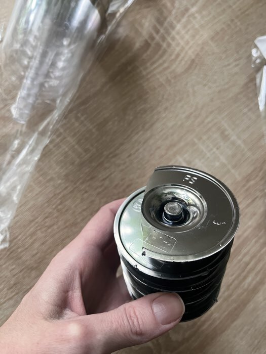 Фотография покупателя товара Бокал одноразовый для вина «Кристалл», 200 мл, пластик, с металлизированными каемками, прозрачный - Фото 2