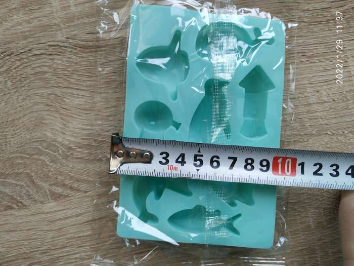 Фотография покупателя товара Форма для украшений Доляна «Морская», силикон, 14×9,5 см, 8 ячеек, цвет МИКС - Фото 7
