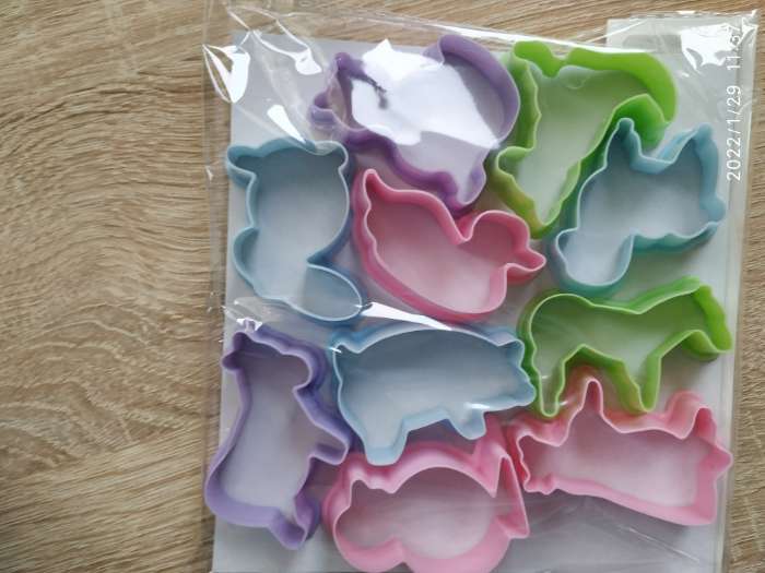 Фотография покупателя товара Набор форм для печенья Доляна «Зоопарк», 5,5×4,5×1,7 см, 10 предметов, цвет МИКС - Фото 3