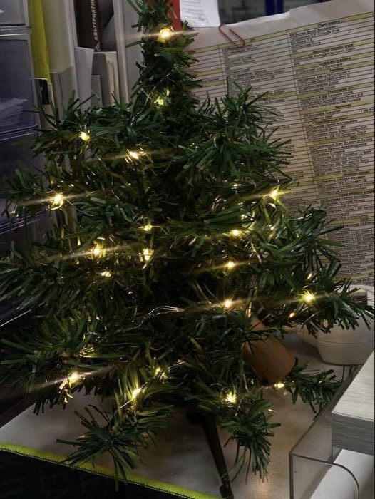 Фотография покупателя товара Искусственная ёлка «Зимнее волшебство. Простая», 30 см, 35 ПВХ веток отгибаются - Фото 232