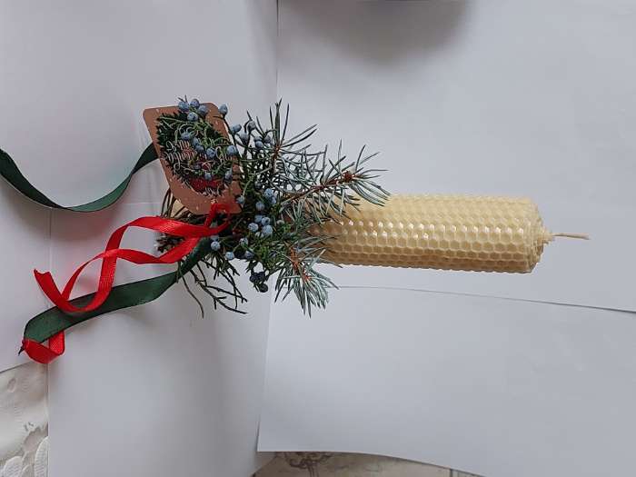 Фотография покупателя товара Шильдик декоративный на подарок «С Новым годом», 4.5×7 см - Фото 1