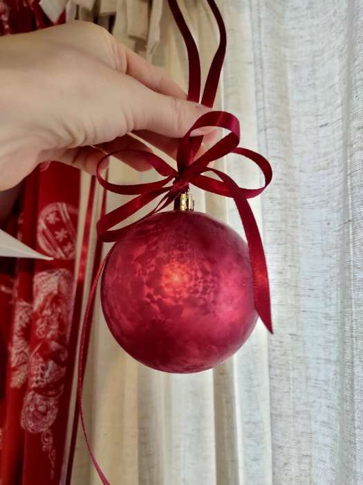 Фотография покупателя товара Ёлочные игрушки «Чары волшебства», шары новогодние, d=7.5 см, набор 6 шт., коричневый - Фото 2